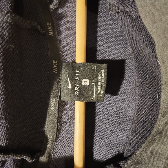 Nike Dri-Fit Hoodie - Picture 3 of 4